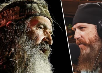 Love endures: Phil and Miss Kay Robertson reunite in care facility amid health struggles