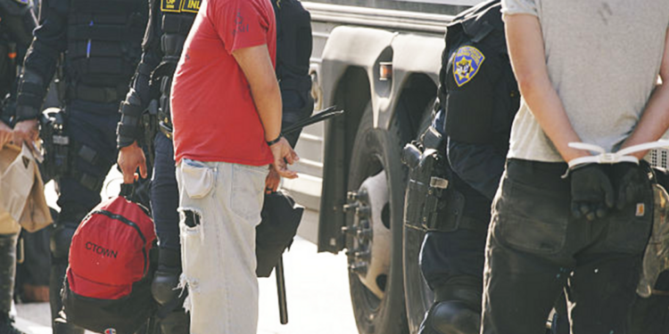Illegal worker pulls box cutters on ICE agents during sweep