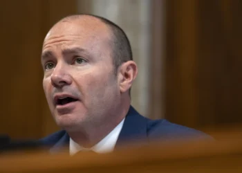 Mike Lee defends federal land sales from Left and Right