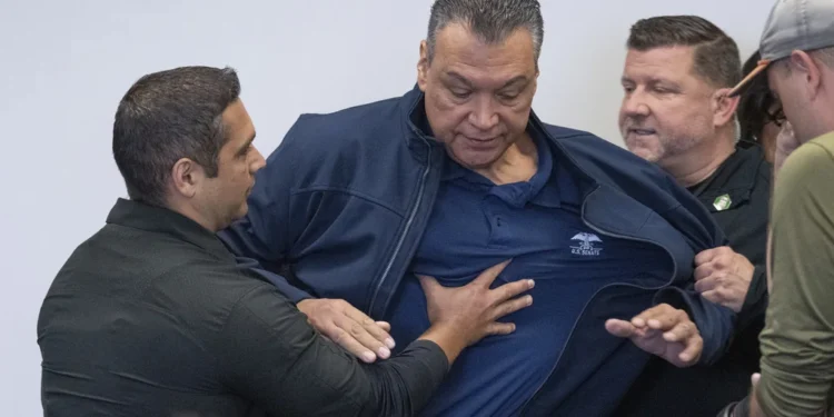 Democrats cash in on Alex Padilla’s clash with federal agents