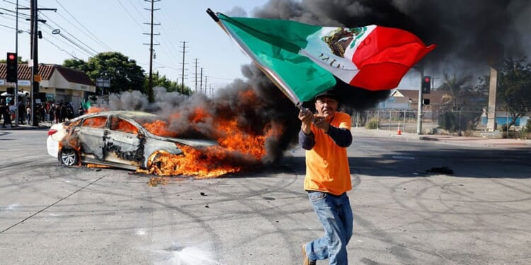 Street riots can’t set US immigration policy