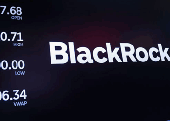 21 states deal huge blow to BlackRock
