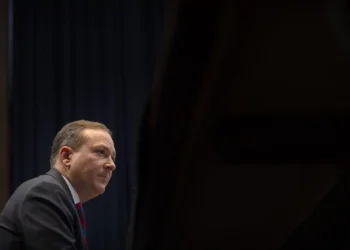 EPA slashes research office, lays off staffers