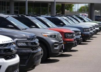 Ford secures $3 billion loan amid Big Three’s tariff struggles