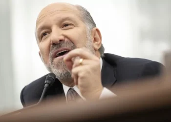 Lutnick: Aug. 1 tariff deadline ironclad after prior postponements: ‘No extensions’