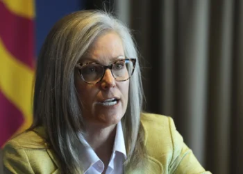 Katie Hobbs demands $760 million from Noem for border security costs
