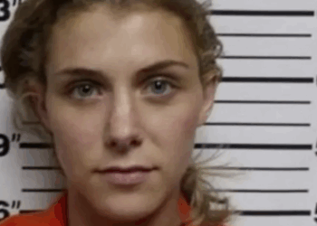 Married ex-teacher escapes jail sentence after accused of sharing explicit videos with student, inviting teen to have sex