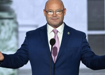 Teamsters break one-party tradition to bet big on Republicans
