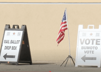 Conservative Groups Work Overtime To Hold Congress
