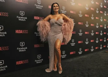 Sephora urged to drop Huda Beauty