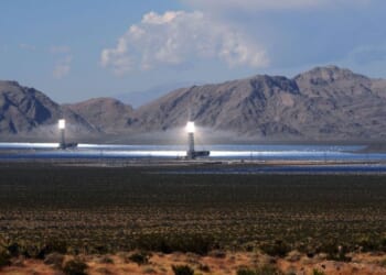 $2.2B green dream fizzles: Obama admin-backed solar plant to close after incinerating birds, missing energy targets
