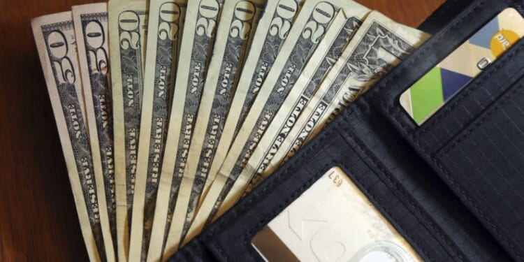 October Social Security direct payment worth $967 goes out in three days