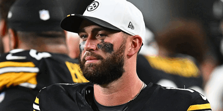 'Ireland is ran by traitors': Steelers quarterback, disabled senior mugged in Dublin during NFL visit