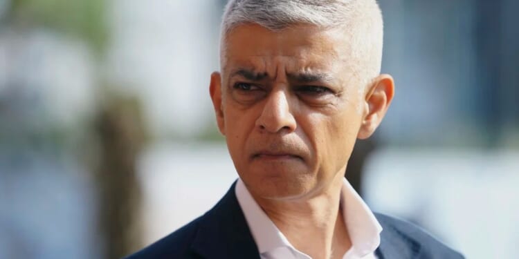 London mayor calls Trump 'racist,' 'sexist,' and 'Islamophobic' after president's criticism