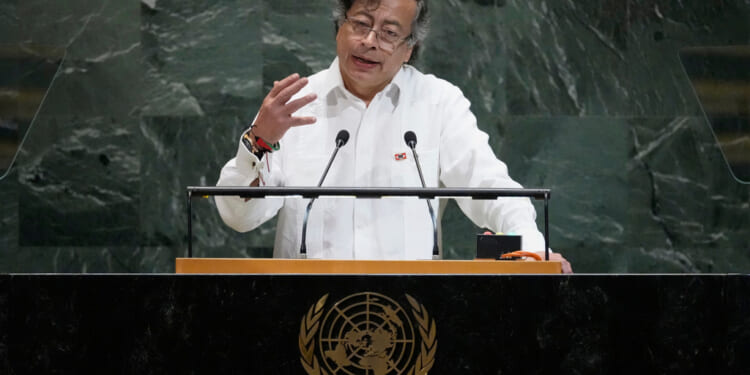 Trump administration revokes Colombian president's visa