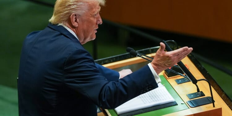 Trump brings box office and urgency to UN