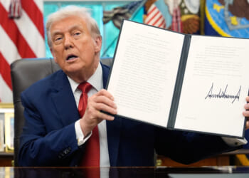 Trump signs order seeking death penalty for murder in DC