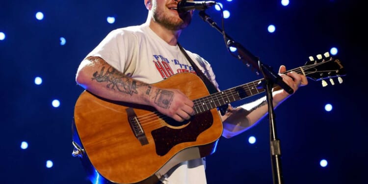 Country singer Zach Bryan gets nailed with backlash over anti-ICE song