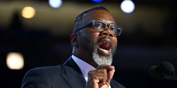 Chicago mayor creates 'ICE-free zones' meant to impede federal agents — White House fires off brutal response