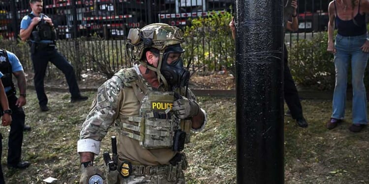 Suspected Latin Kings boss in Chicago accused of putting hit out on Border Patrol chief