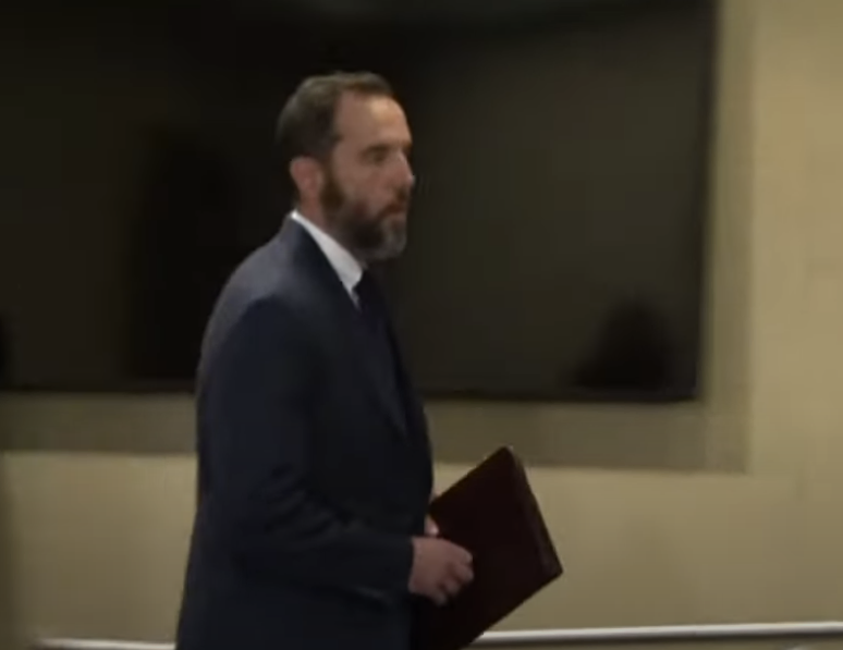Dem 'Special Prosecutor' Used FBI to Spy on GOP Senators While Investigating Trump