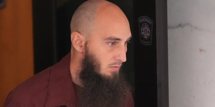 Man who firebombed Josh Shapiro's residence pleads guilty