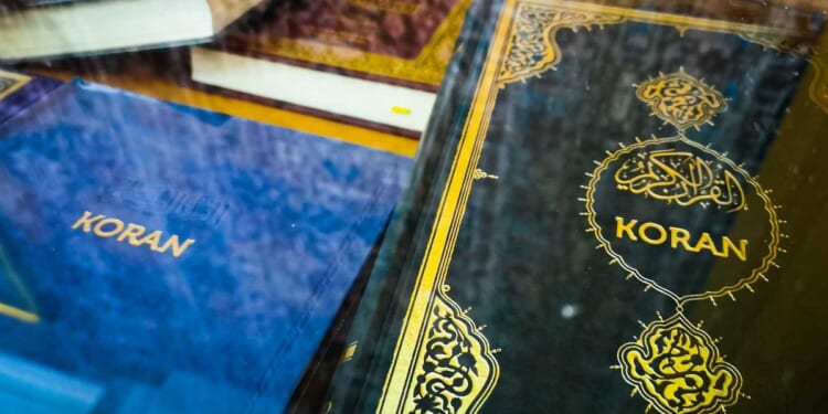 Students at charter school in Midwestern state are required to memorize the Koran