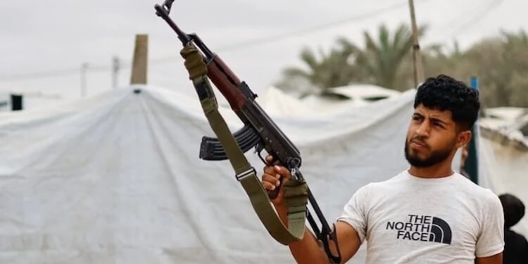 The Clans Challenge Hamas in Gaza