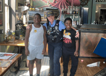 Hero cousins — just 9 and 11 — step up in a big way when they notice trouble at their favorite ice cream shop