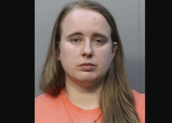 Florida teacher arrested, hit with charges of indecent liberties with a minor from another state