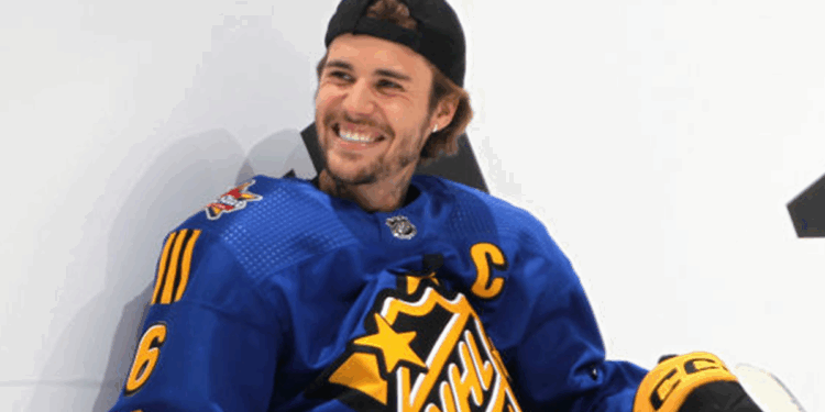 Justin Bieber confesses Christian faith in candid livestream