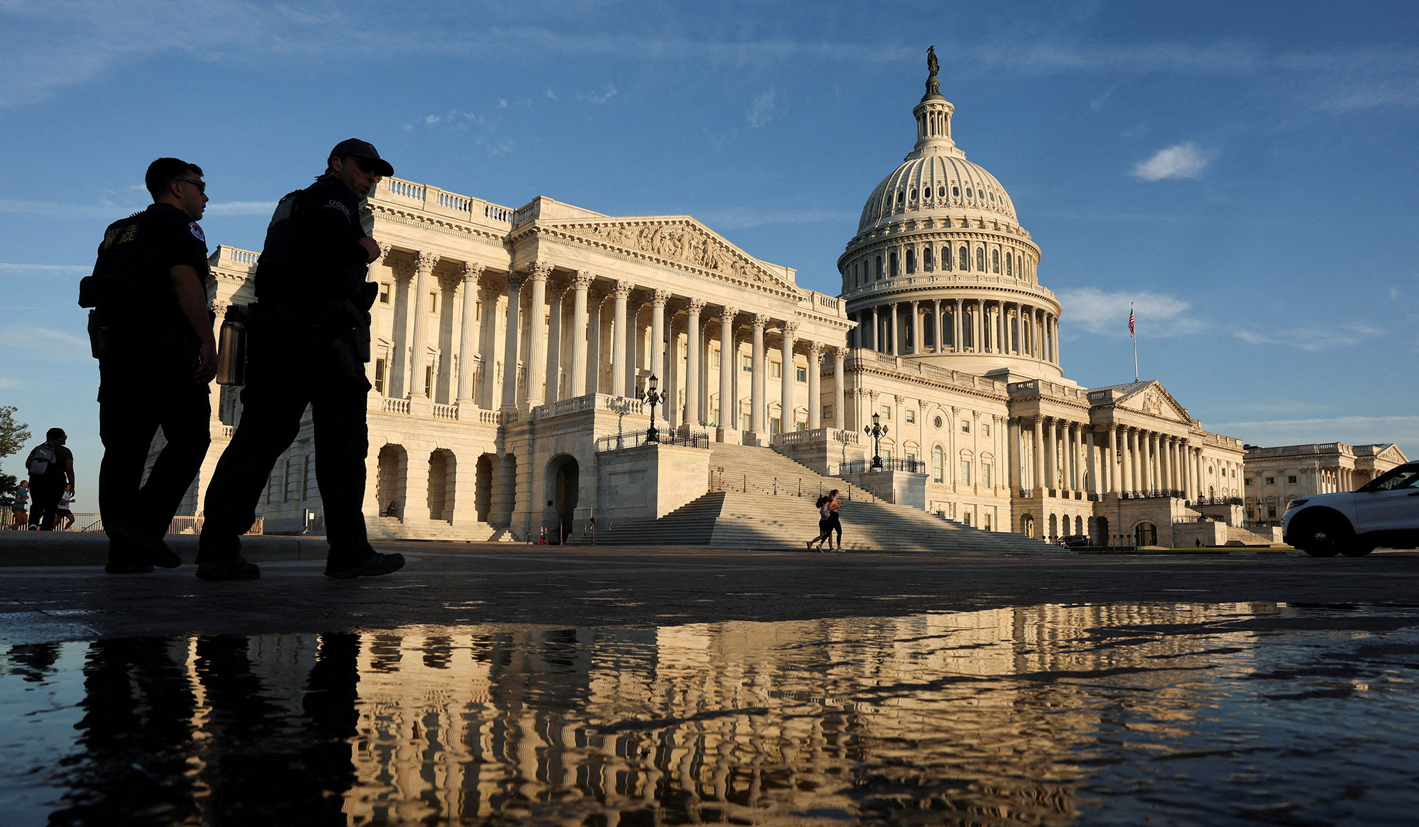 We Need a President to Make Congress Great Again