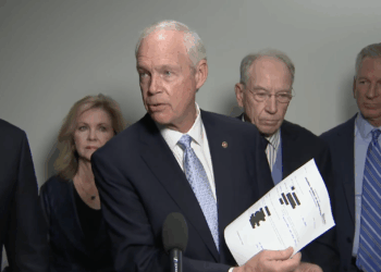 Sen. Ron Johnson discusses document showing the FBI spied on eight Republicans senators.
