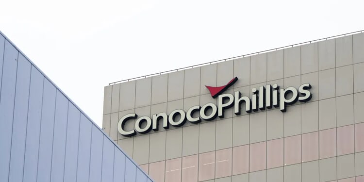 ConocoPhillips warns of US crude oil supply plateauing because of low prices
