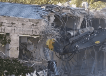 Democrats, Media Clutch Pearls Over Trump’s Ballroom Build