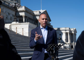 Jeffries says Jones 'appropriately apologized' for leaked texts