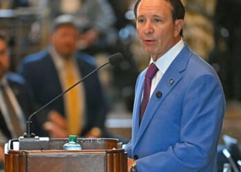 Landry orders moratorium on new carbon capture projects