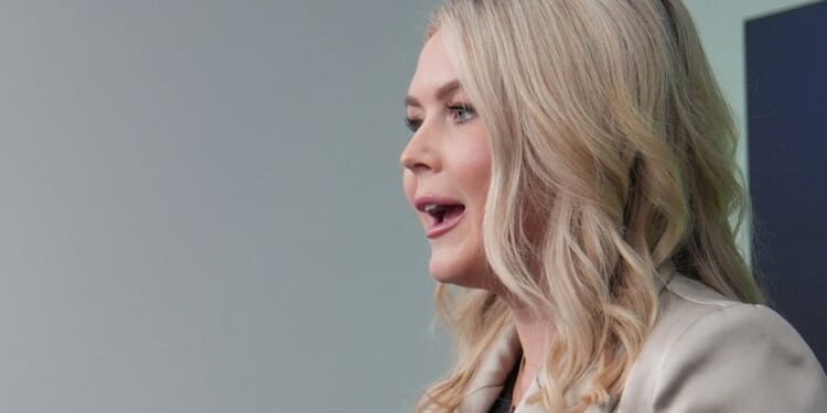 Leavitt holds press briefing on sixth day of government shutdown