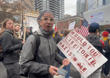 Leftist Demonstrators Call For Murder Of Trump