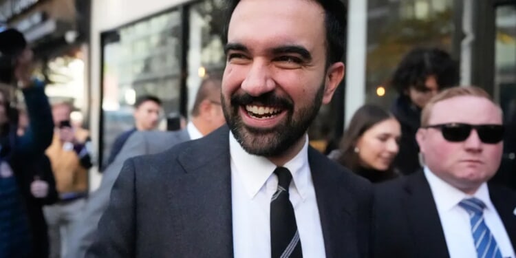 Mamdani holds on to double-digit lead going into election week: Poll