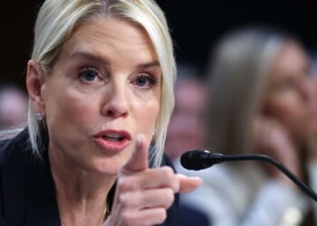Pam Bondi presses Democrat over hypocritical demand: 'You sure didn't have order that day, did you, Senator?'