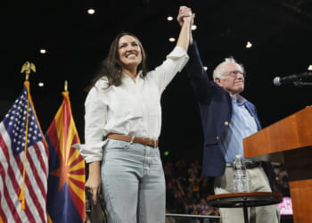 Sanders praises AOC, says voters want candidates that ‘fight’ for them