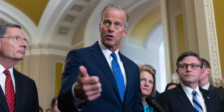 Thune knocks Jeffries over Obamacare subsidy demands