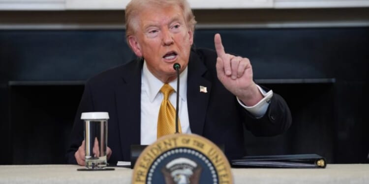 Trump keeps distance in Virginia as Obama goes all in