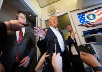 Trump plays coy over third term while boosting Vance-Rubio ticket