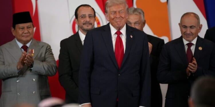 Trump receives international praise with Israel-Hamas peace deal