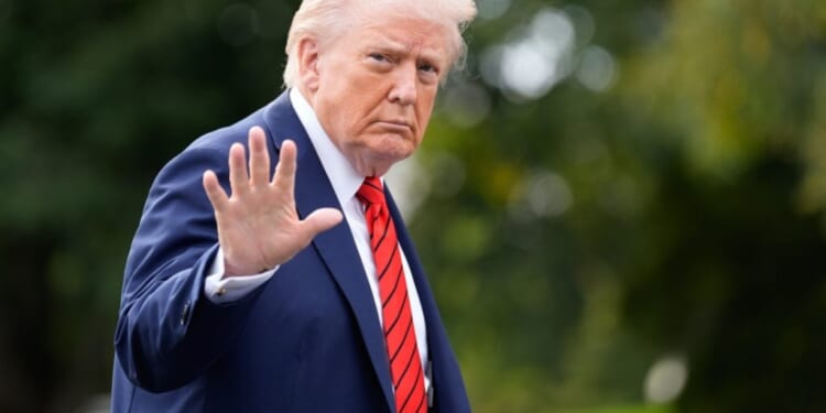 Trump undergoes second annual physical at Walter Reed hospital