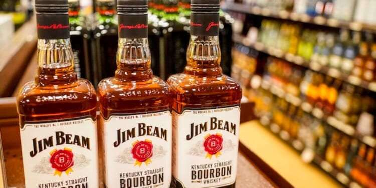 US liquor exports to Canada plunge 85%
