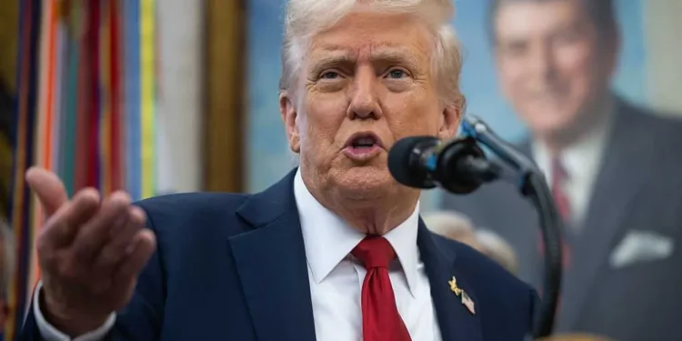 'War from within': ICE agents descend from helicopters to nab suspected TDA gangsters in Chicago apartment