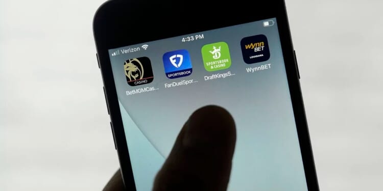Wisconsin lawmakers propose legalizing mobile sports wagering
